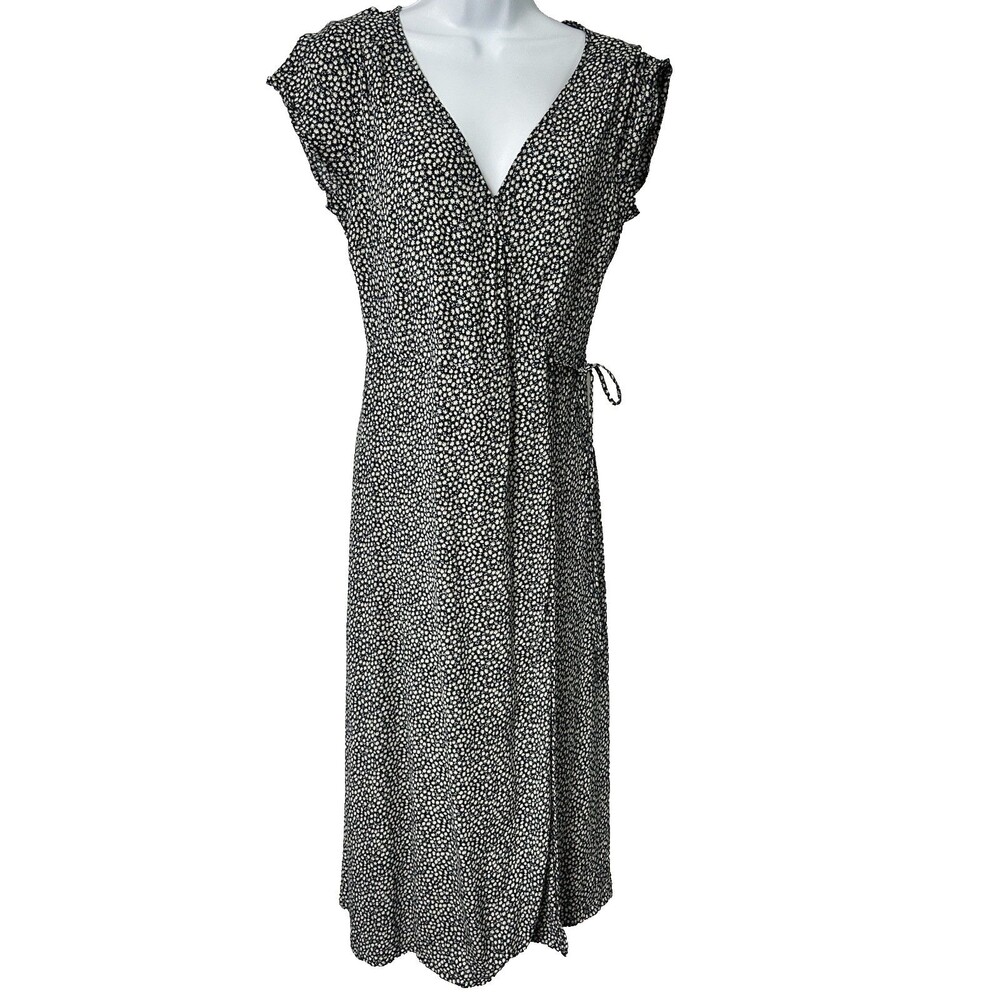 Full Wrap Snap & Tie Women's Size 4 Maxi Floral Dress Daisies Cottagecore H&M